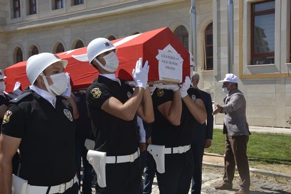 SİVEREK’TE HAYATINI KAYBEDEN POLİS MEMURU DÜZENLENEN TÖRENLE MEMLEKETİNE UĞURLANDI