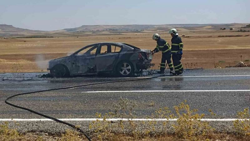 Seyir Halindeki Araç Küle Döndü 