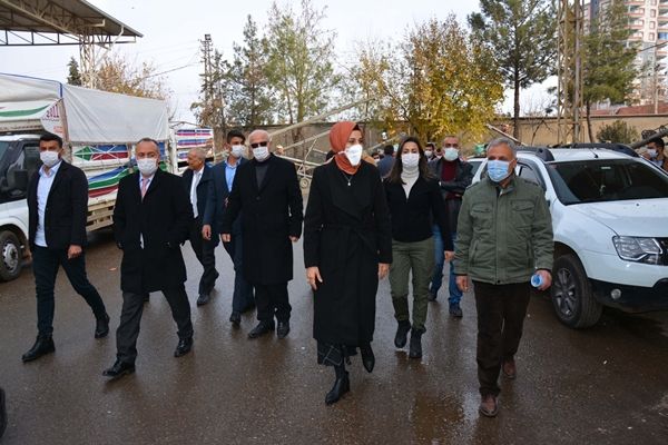 BAŞKAN ÇAKMAK’TAN BUĞDAY PAZARI ESNAFLARINA ZİYARET