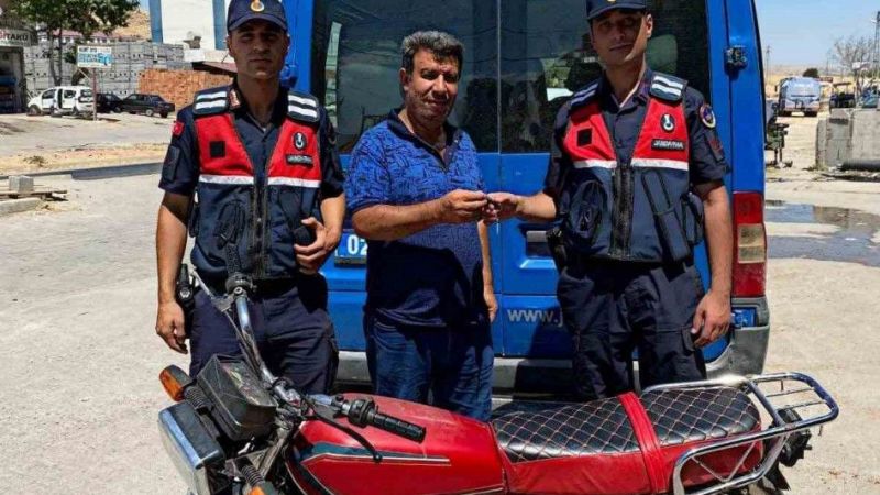 15 Yıl önce çalınan motosiklet bulundu