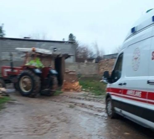 Ceylanpınar’da Hastayı Almaya Giden Ambulansı Köylüler Kurtardı