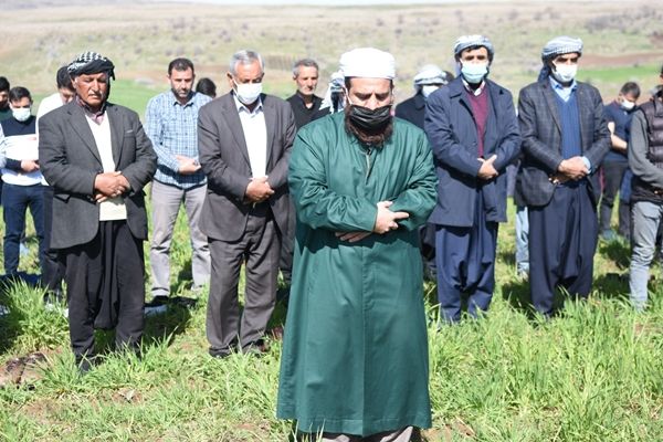 Şanlıurfa’da Eller Yağmur İçin Semaya Açıldı