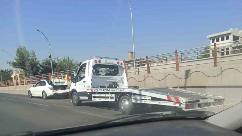 Diyarbakır’da zincirleme kaza: 3 yaralı