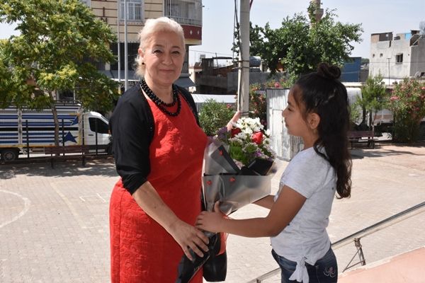 ARAŞTIRMACI, YAZAR KIRATLI SİVEREK’TE KÜTÜPHANE KURDU