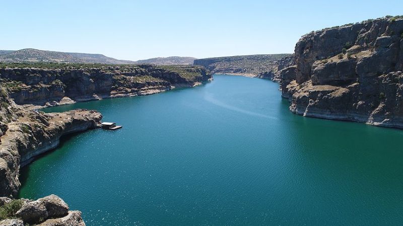 FIRAT NEHRİ 3 ÜLKEYE HAYAT VERİYOR