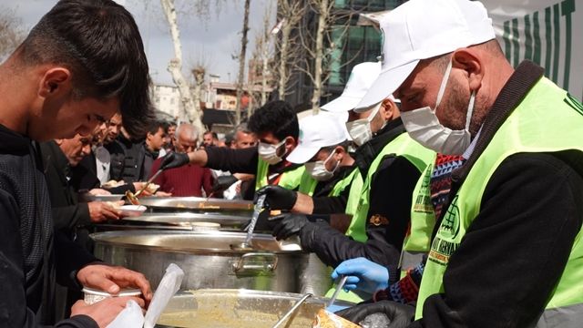 Umut kervanı Adıyaman’da