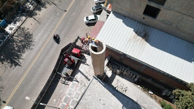 Siverek’te depremde hasar gören tarihi camiler onarılıyor