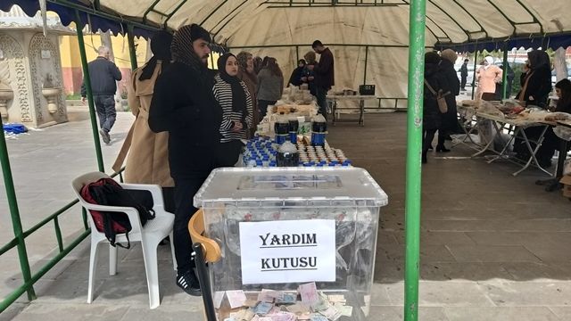 Siverek’te depremzedeler için kermes düzenlendi