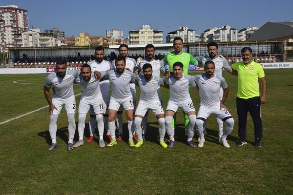 Siverek Belediye Spor Fırat  Üniversitesi’ni Kendi Evinde 3-1 Yendi