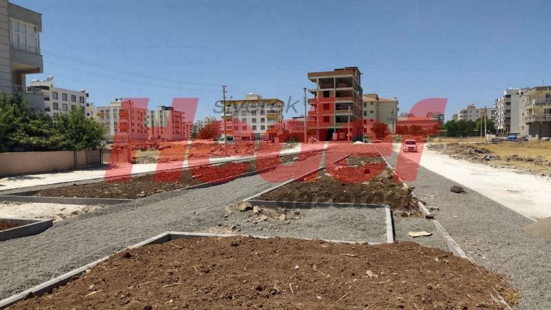 Fırat Mahallesinde Yeşil Alan Ve Park Çalışmaları Devam Ediyor