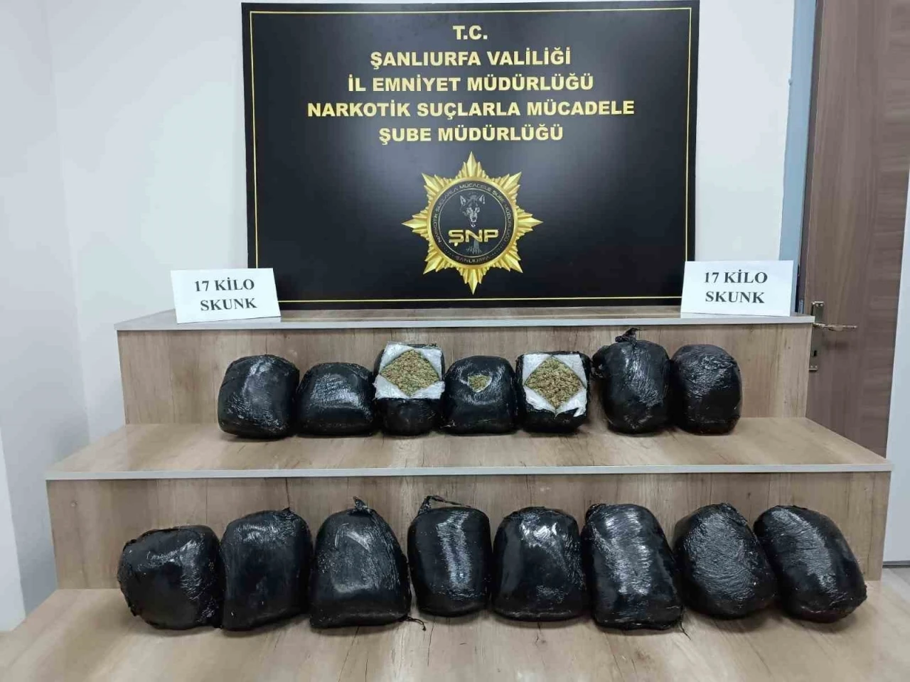  17 Kilo Skunk Ele Geçirildi