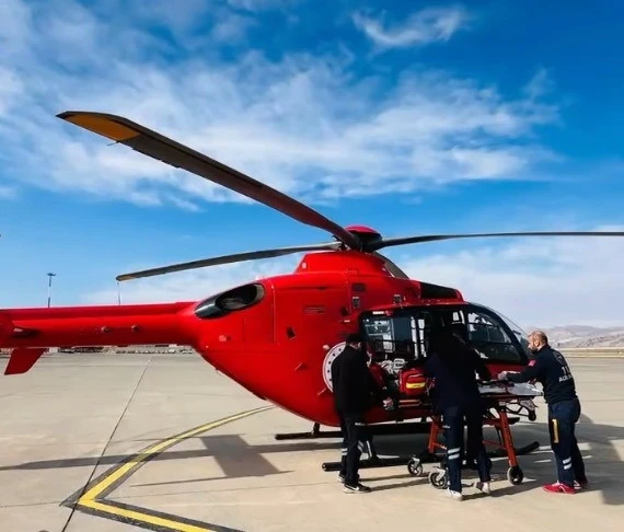 5 Aylık Bebek, Ambulans Helikopterle Elazığ’a Sevk Edildi