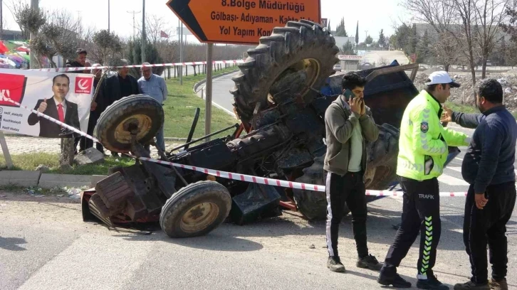 Adıyaman'da Otomobil ile Traktörün Korkunç Çarpışması: 1 Ağır Yaralı