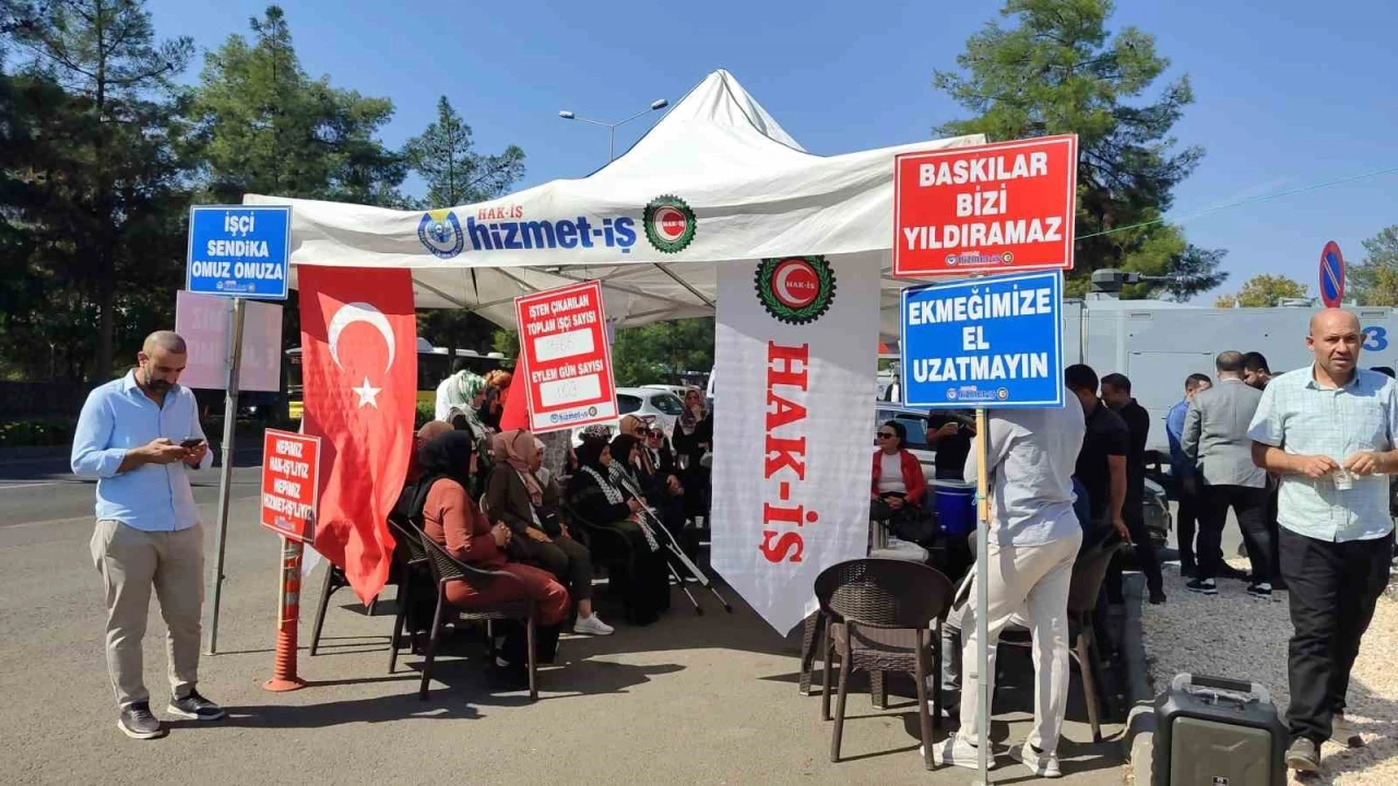 AK Parti ve Hizmet-İş Sendikası’ndan İşten Çıkarılan İşçilere Destek Ziyareti