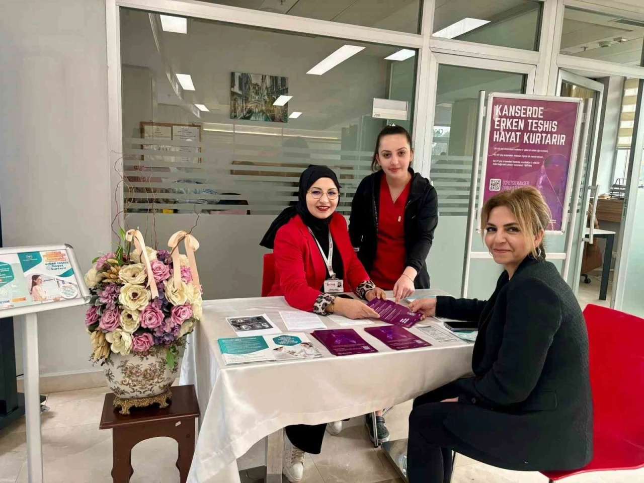 ANKA Hastanesi'nde Rahim Ağzı Kanseri ve Çocukluk Çağı Kanserine Dikkat Çekildi