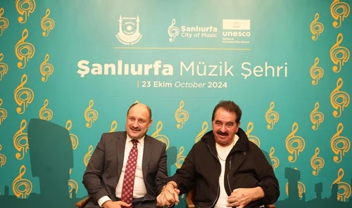 Başkan Gülpınar ve İbrahim Tatlıses &quot;UNESCO Müzik Şehri Lansmanı&quot; Öncesi Bir Araya Geldi