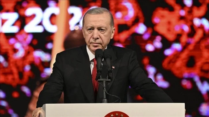 Cumhurbaşkanı Erdoğan: "Vatandaşa Silah Doğrultan Kim Olursa Olsun 15 Temmuz Gecesi Olduğu Gibi Karşısında Dimdik Dururuz"