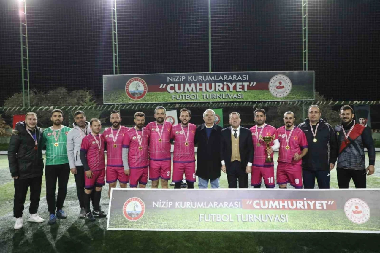 Cumhuriyet Futbol Turnuvası Tamamlandı