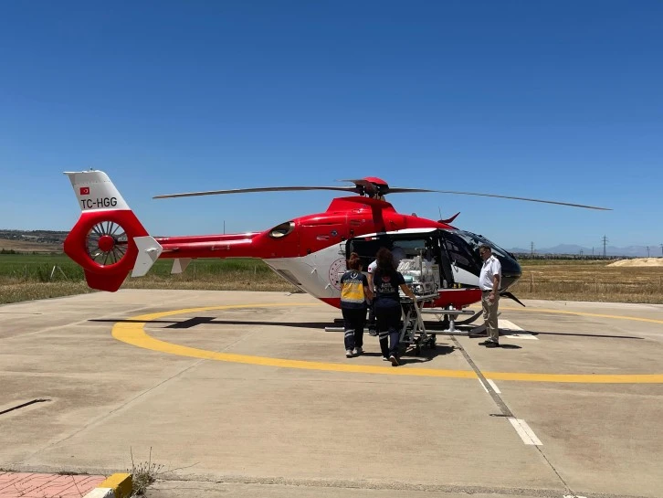 Diyarbakır'da Ambulans Helikopter Yeni Doğan Bebek İçin Havalandı