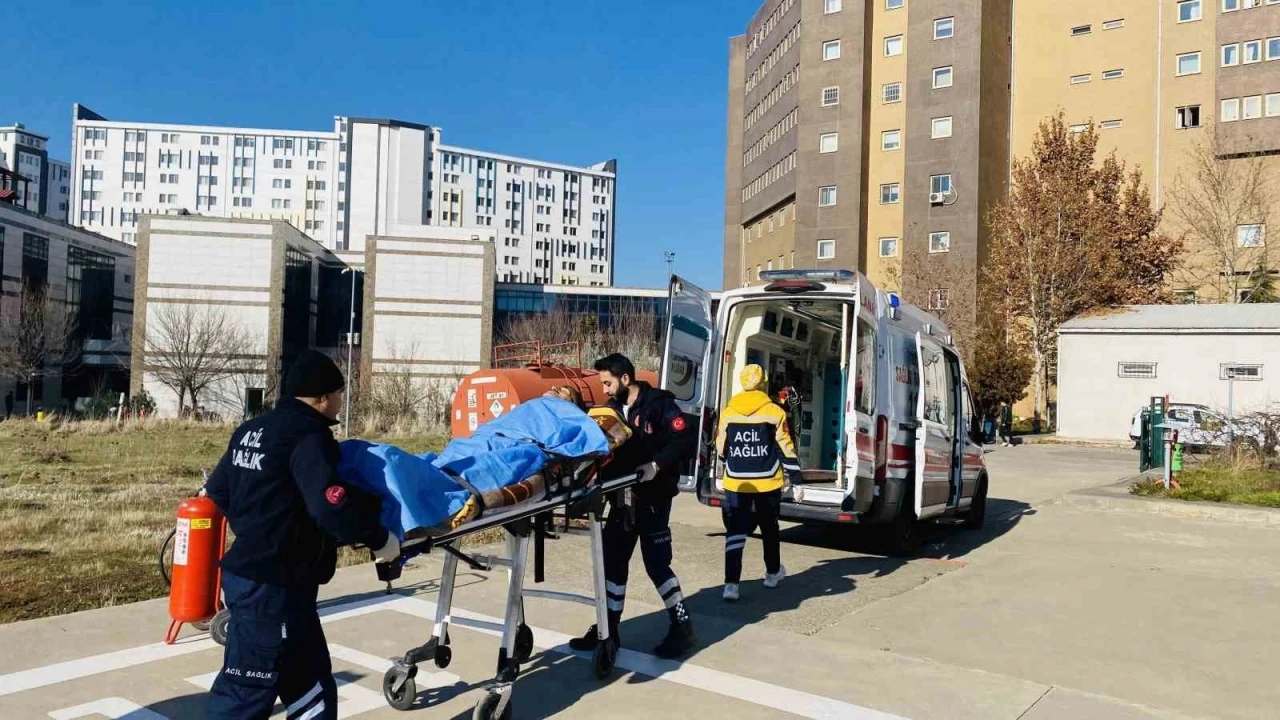 Durumu Ağırlaşan Kanser Hastası, Ambulans Helikopterle Hastaneye Sevk Edildi