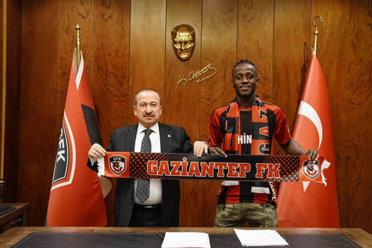 Emmanuel Boateng, Gaziantep FK Kadrosuna Katıldı