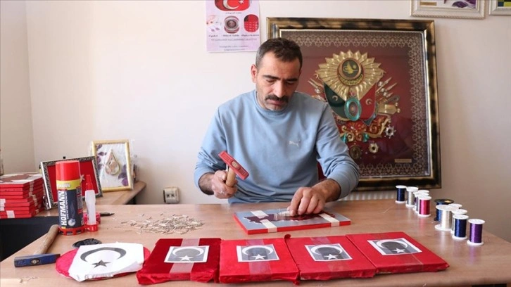 Erzurum'da trafik kazası geçiren genç sanatçı, eserlerinin satışından elde ettiği geliri şehit ailelerine bağışlıyor