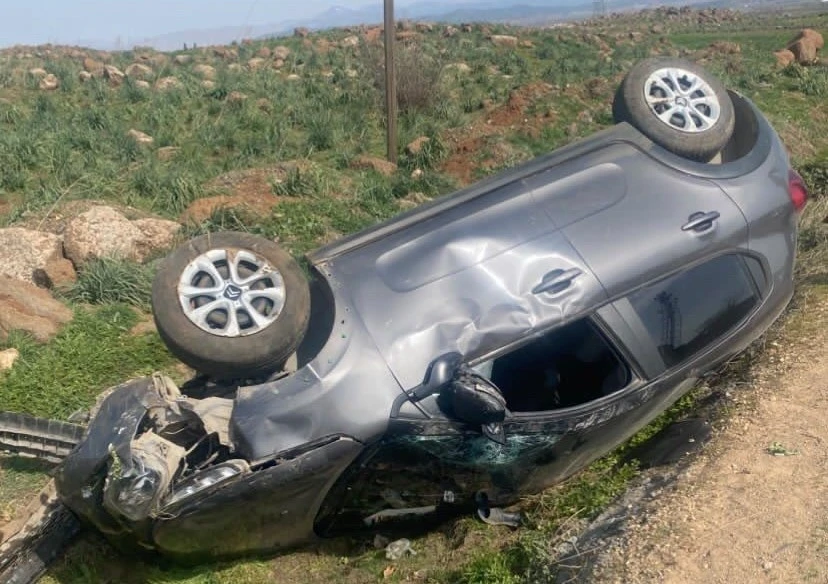 Feci Kaza: Kontrolden Çıkan Araç Ters Döndü, 3 Kişi Yaralandı