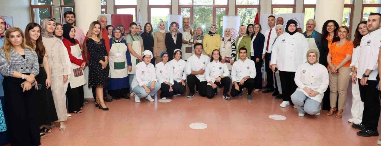 GAÜN’de Koruyucu Aileler “Gastro Antep” Yarışmasında Buluştu