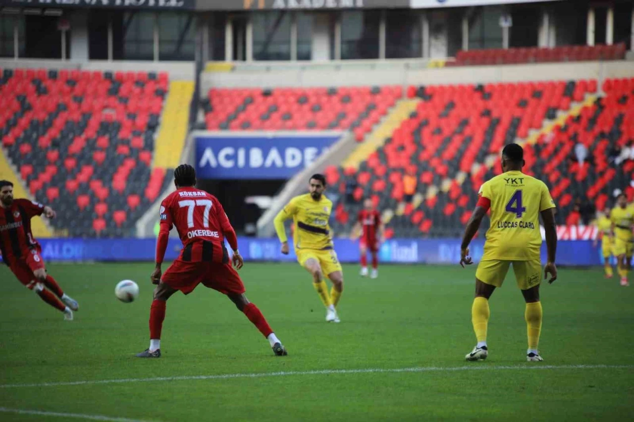 Gaziantep FK, Eyüpspor'u 3-1 Mağlup Ederek Üç Puanı Kaptı