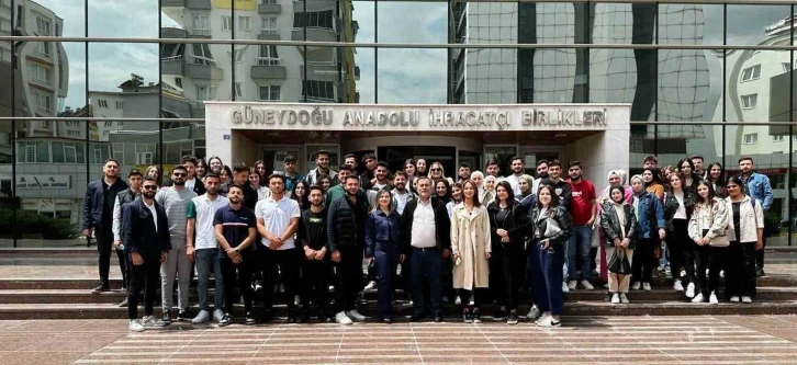 Gaziantep Üniversitesi ve GAİB İş Birliğiyle Öğrencilere &quot;İhracatta Sınırları Aş&quot; Eğitimi Verildi