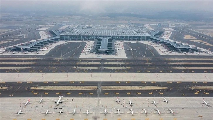 İstanbul Havalimanı Avrupa'nın Zirvesinde: Günlük 1520 Uçuşla Rekor Kırıldı