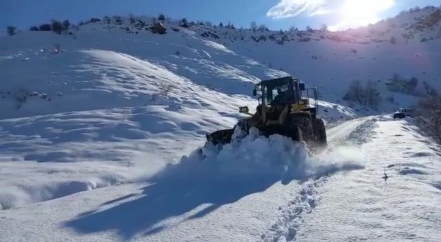  Kar Esareti: 16 Köy ve Mezraları Ulaşıma Kapandı!