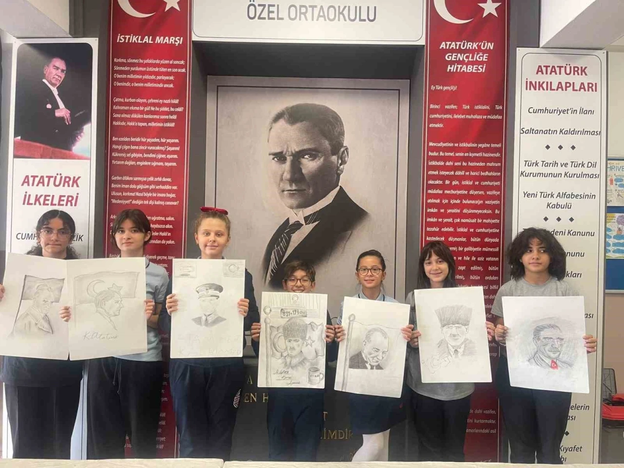 Kolej Vakfı'nda Atatürk'e Armağan