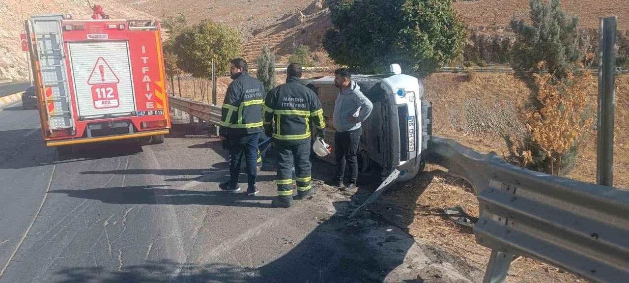 Kontrolden Çıkan Hafif Ticari Araç Devrildi: 1 Yaralı