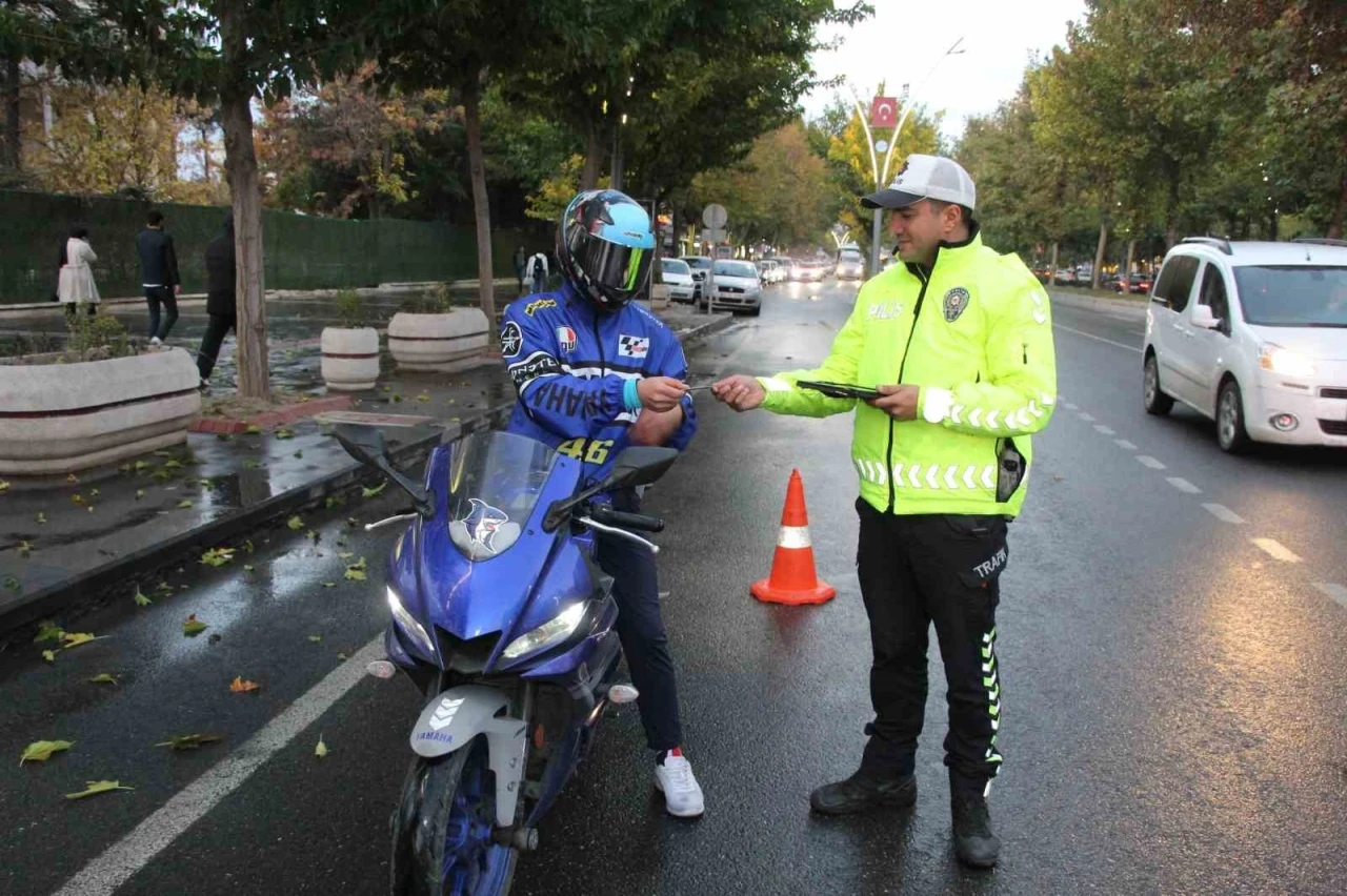 Motosiklet Denetimleri Yoğunlaştı