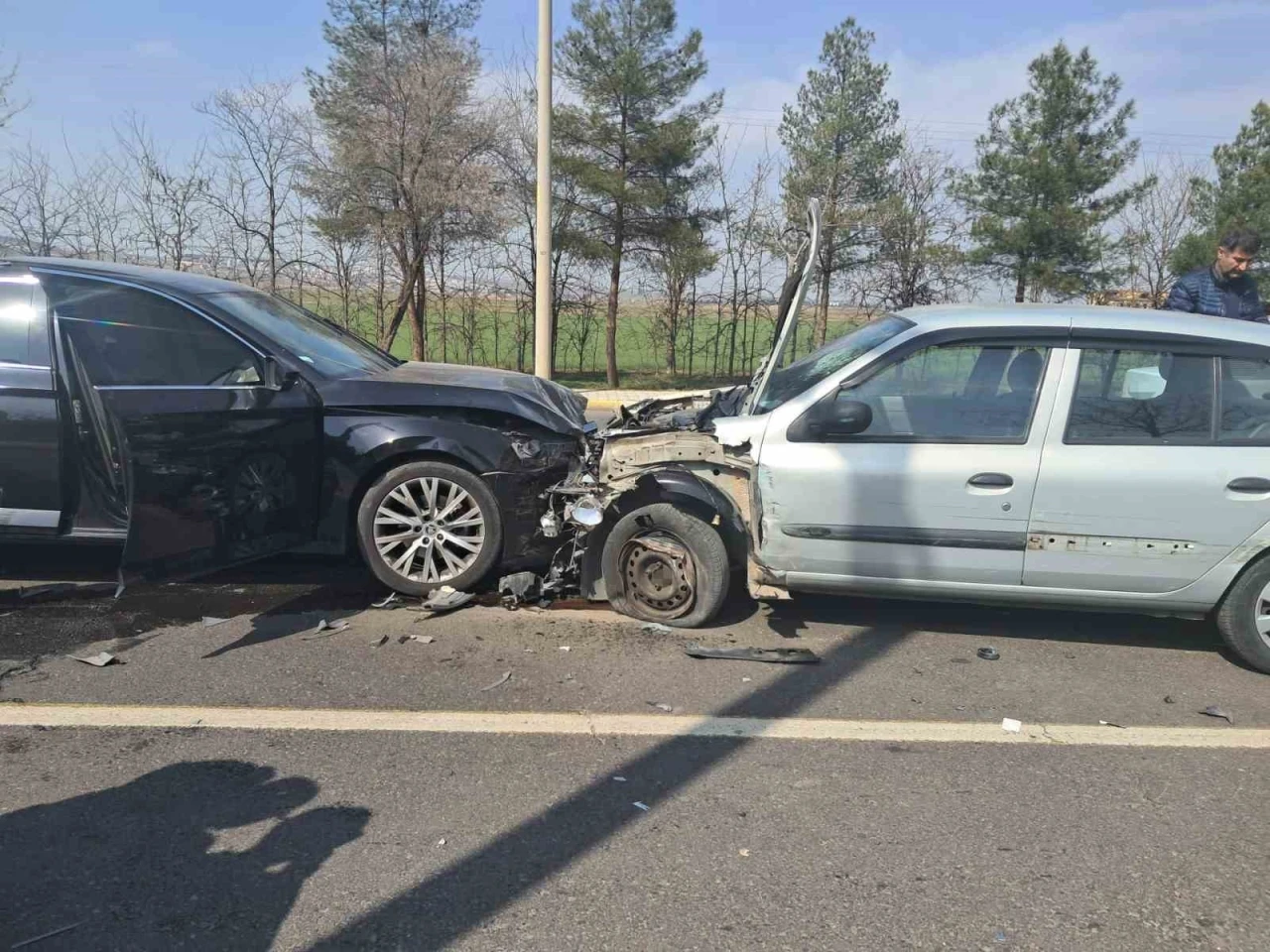  Direksiyon Başında Kalp Krizi Geçiren Sürücü Kazaya Neden Oldu