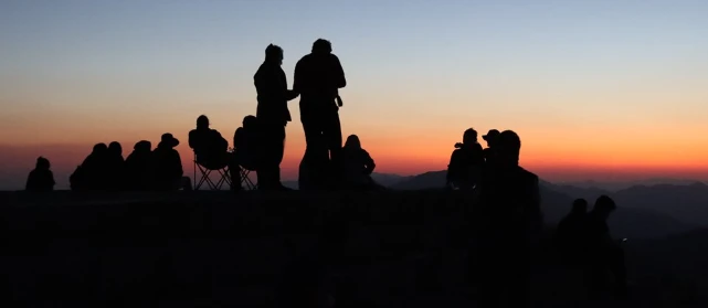 Nemrut Dağı’nda Turist Yoğunluğu