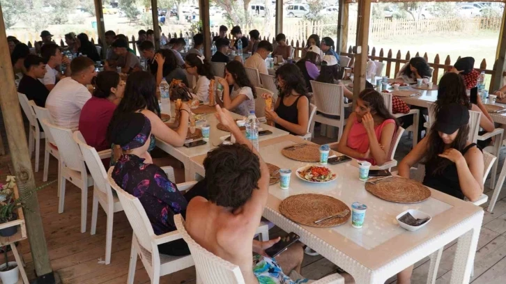  Öğrencilere Unutulmaz Tatil Hediyesi