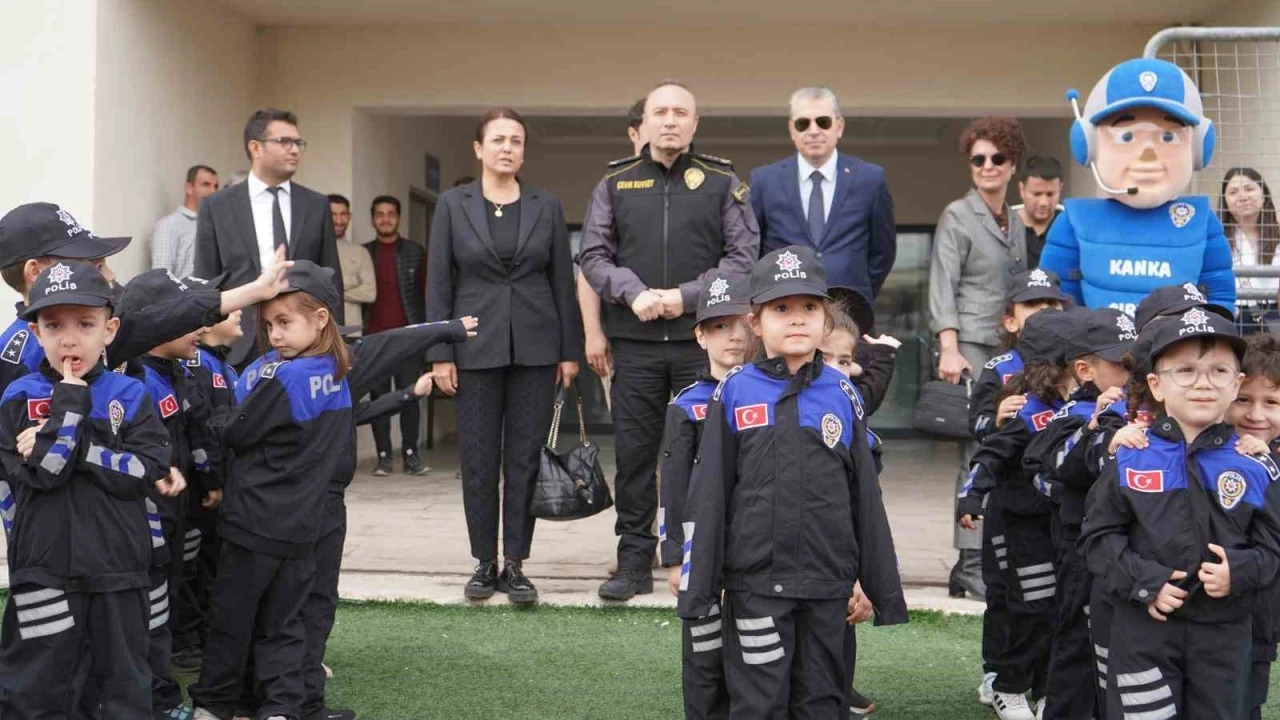 "Yarının Parlayan Yıldızları" Projesi Kapsamında Uçurtma Şenliği Düzenlendi