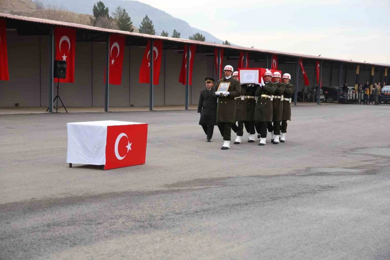 Şehit Astsubay Ufuk Akıncı İçin Tören Düzenlendi