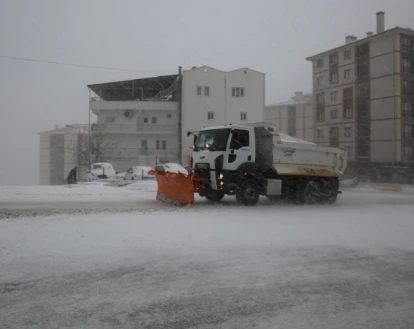 Şırnak'ta Kar Nedeniyle 5 Yerleşim Yerine Ulaşım Kapandı