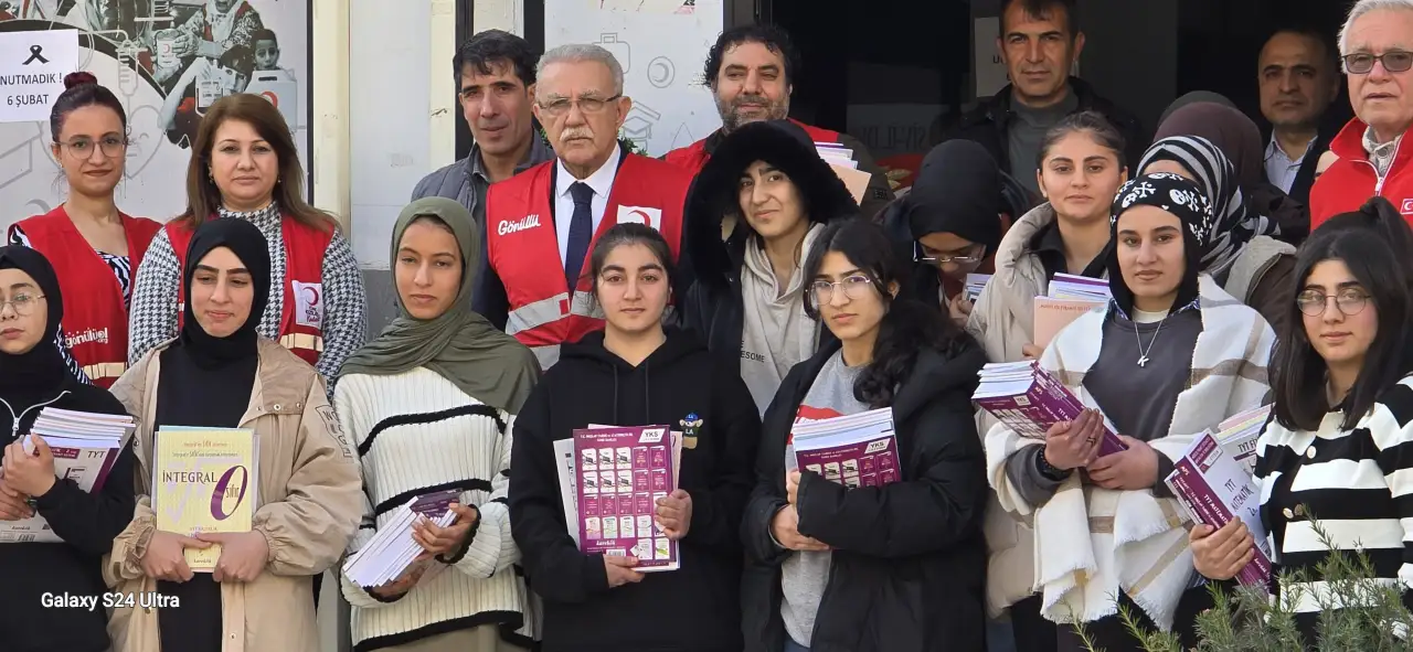 Siverek Kızılay Şubesinden Üniversite Öğrencilerine Anlamlı Destek