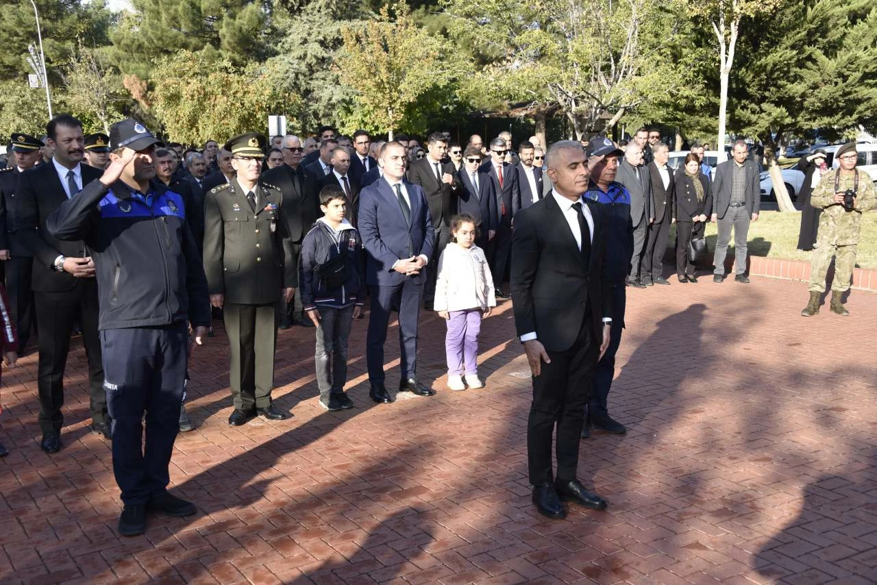 Siverek’te 10 Kasım Atatürk'ü Anma Töreni Coşkuyla Gerçekleşti