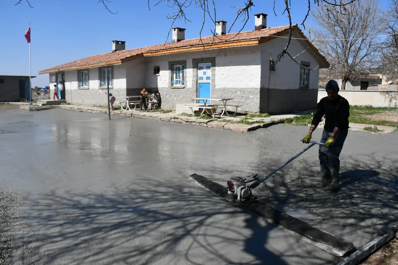 Siverek'te Kırsal Okullar Yenileniyor