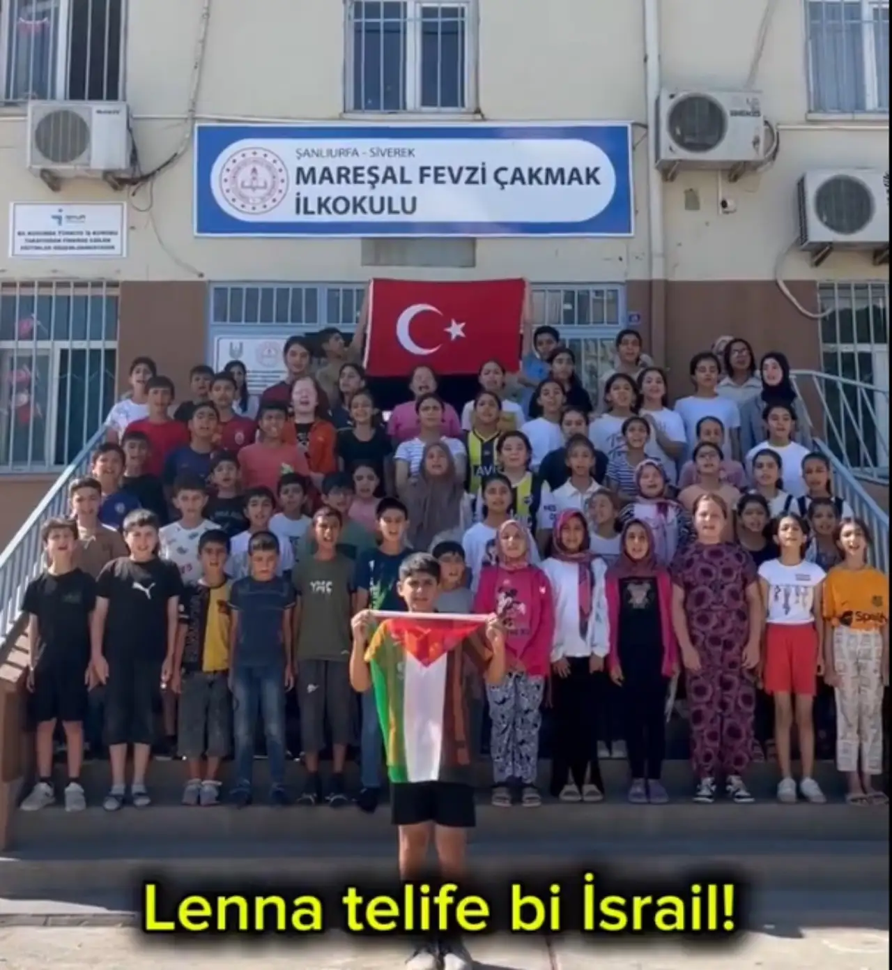 Siverek'te Yaz Okulu Öğrencilerinden Anlamlı Destek: "İsrail'i Tanımayacağız!" Videosu