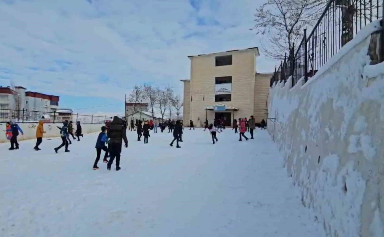  Taşımalı Eğitime Kar Tatili