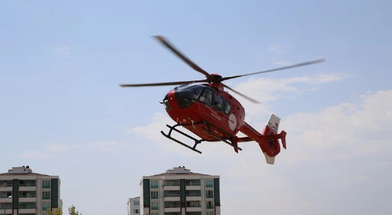 Trafik Kazasında Yaralanan 79 Yaşındaki Kadın İçin Ambulans Helikopter Seferber Oldu