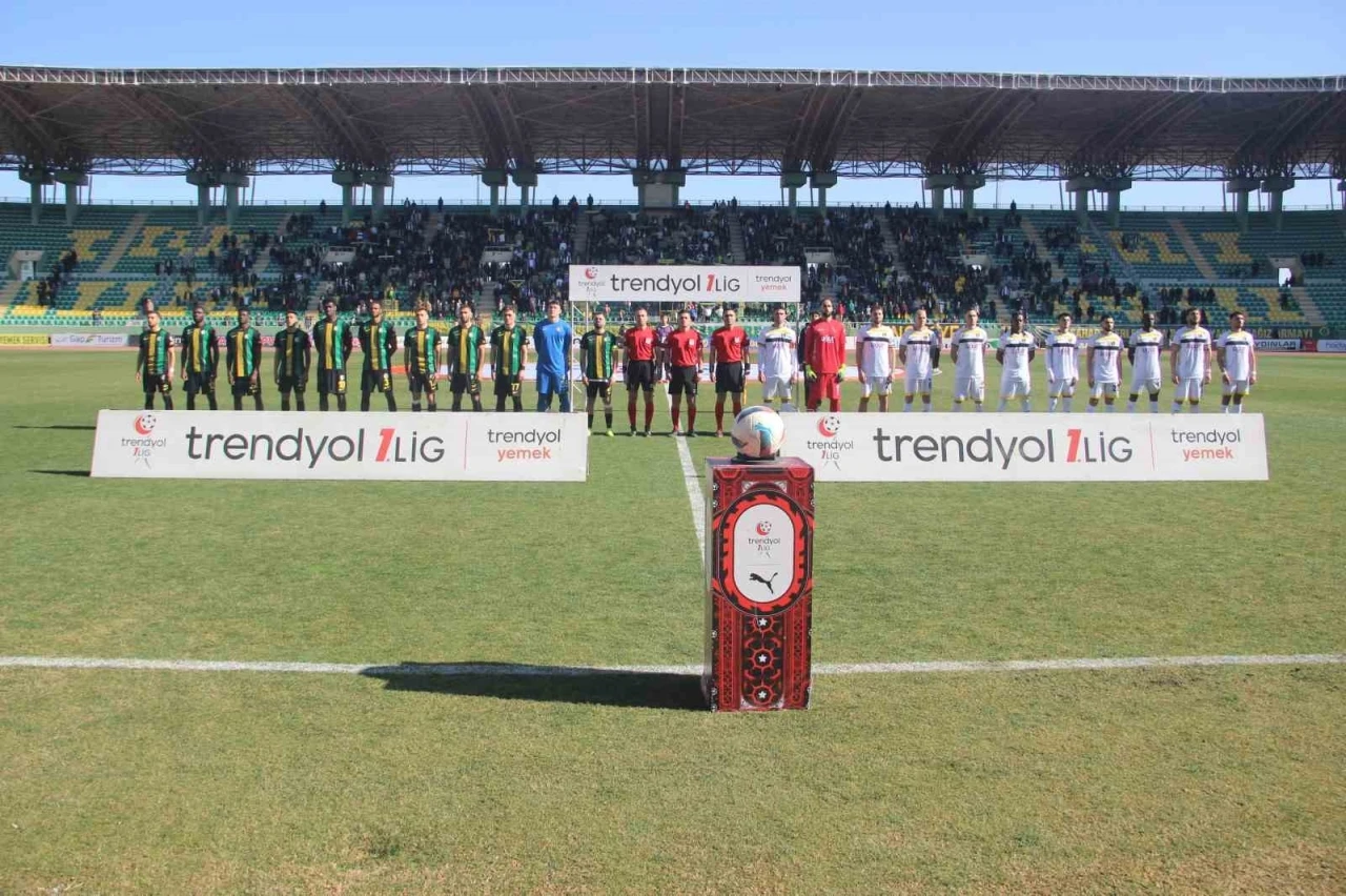 Trendyol 1. Lig 22. Hafta: Şanlıurfaspor - İstanbulspor Maçı Golsüz Devam Ediyor