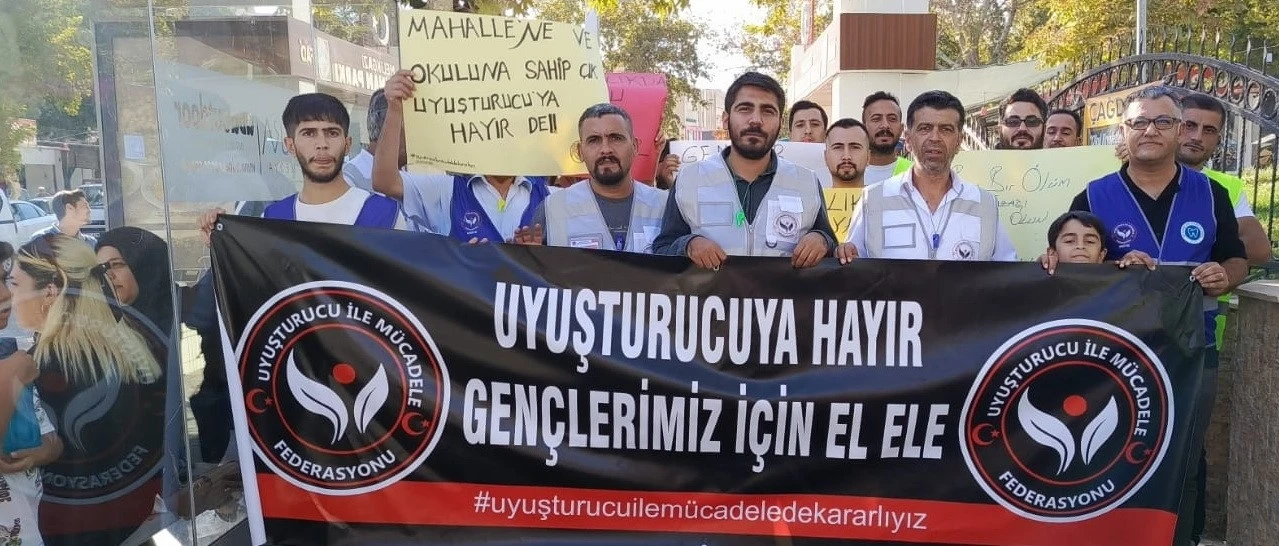 Uyuşturucuya Karşı Toplumsal Tepki Yürüyüşü Düzenlendi