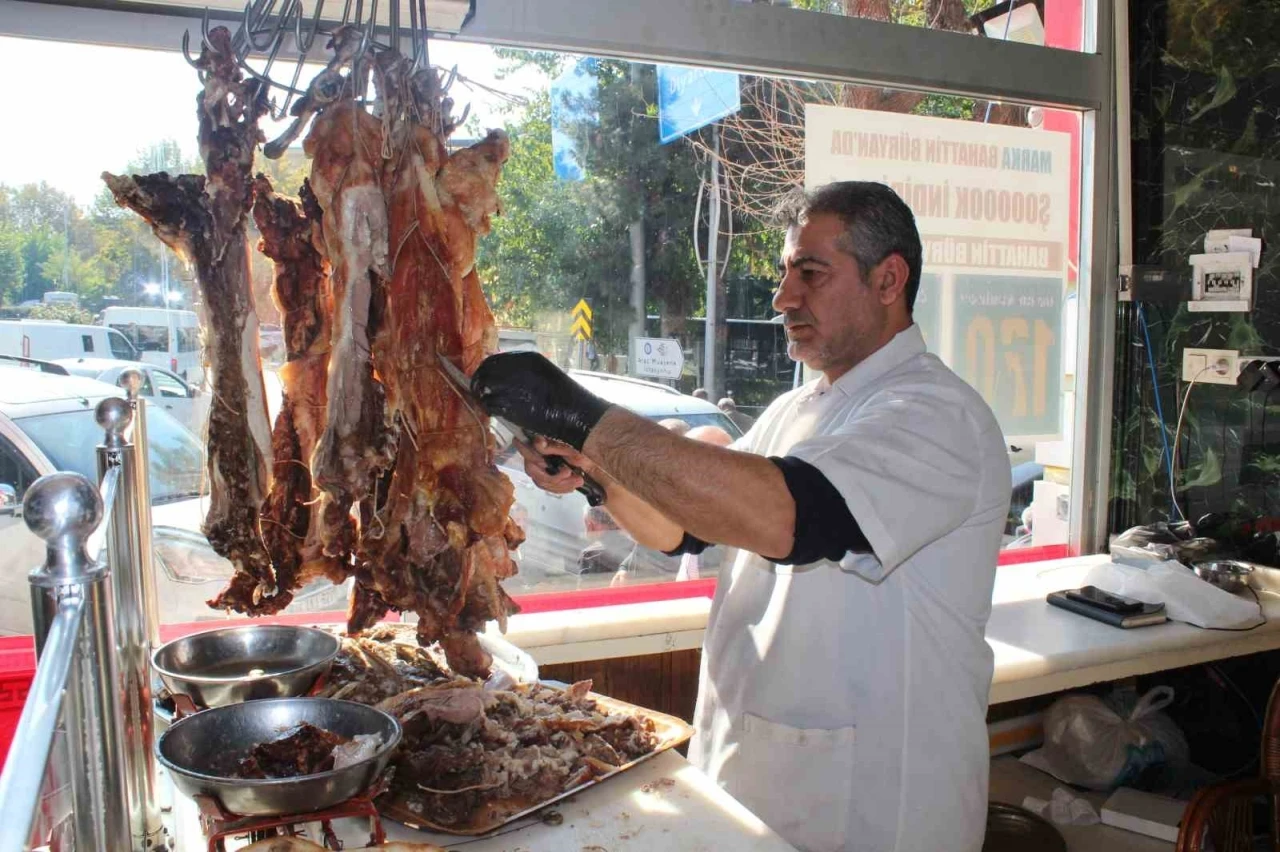 Vazgeçilmez Lezzeti Büryan Kebabına Yoğun İlgi